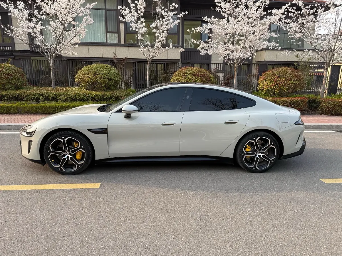 2024 MI SU7 BEV 73.6KWH,autocango,china used car exporter,china ev exporter,chinese used car exporter,chinese used ev exporter