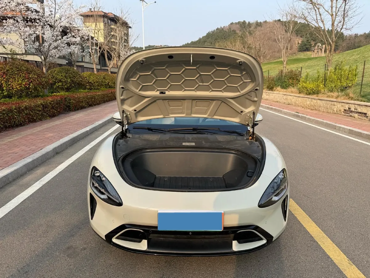 2024 MI SU7 BEV 73.6KWH,autocango,china used car exporter,china ev exporter,chinese used car exporter,chinese used ev exporter