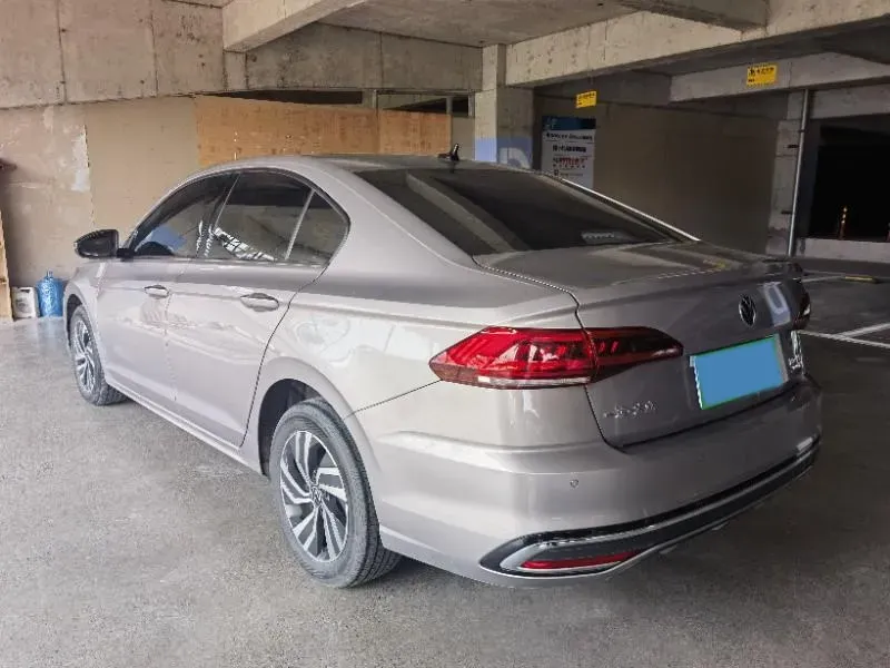 2023 Volkswagen Bora 1.2T 116HP L4 7DCT,autocango,china used car exporter,china ev exporter,chinese used car exporter,chinese used ev exporter