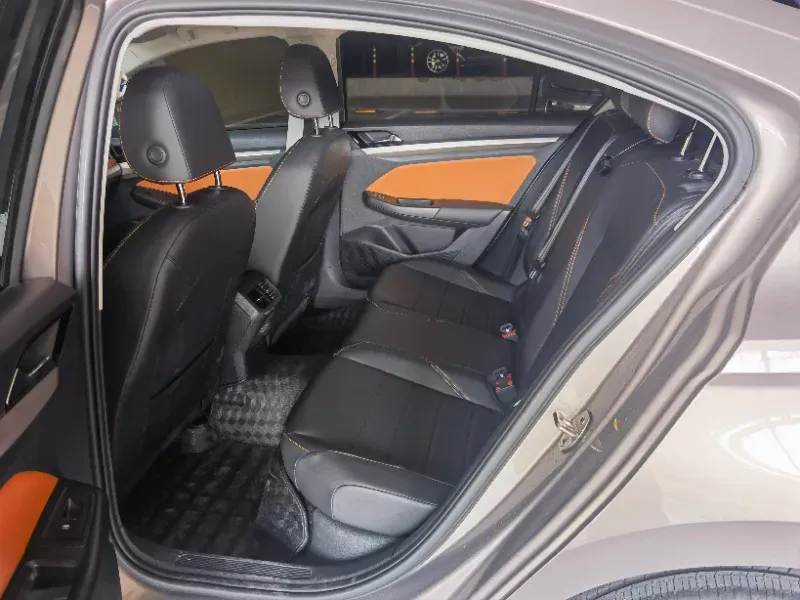 2023 Volkswagen Bora 1.2T 116HP L4 7DCT,autocango,china used car exporter,china ev exporter,chinese used car exporter,chinese used ev exporter