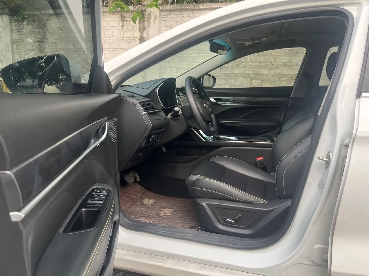 2021 Geely Binray 1.4T 141HP L4 CVT,autocango,china used car exporter,china ev exporter,chinese used car exporter,chinese used ev exporter