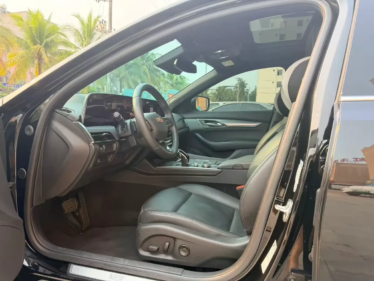 2024 Cadillac CT5 2.0T 237HP L4 10AT,autocango,china used car exporter,china ev exporter,chinese used car exporter,chinese used ev exporter