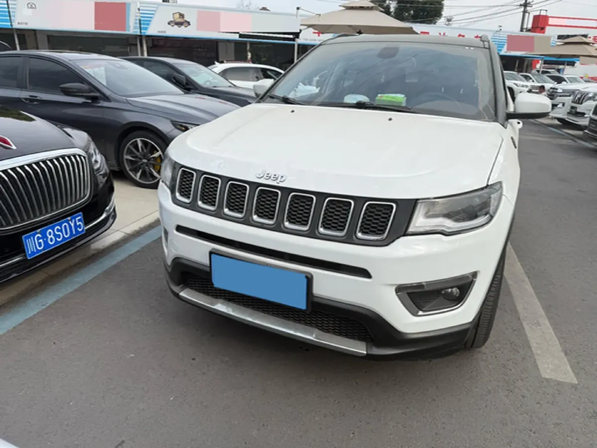 2019 Jeep Compass 1.3T 173HP L4 7DCT,autocango,china used car exporter,china ev exporter,chinese used car exporter,chinese used ev exporter
