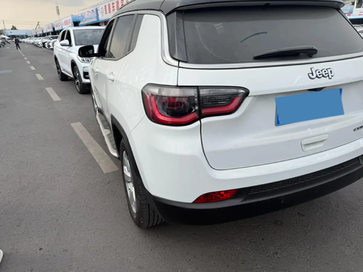 2019 Jeep Compass 1.3T 173HP L4 7DCT,autocango,china used car exporter,china ev exporter,chinese used car exporter,chinese used ev exporter