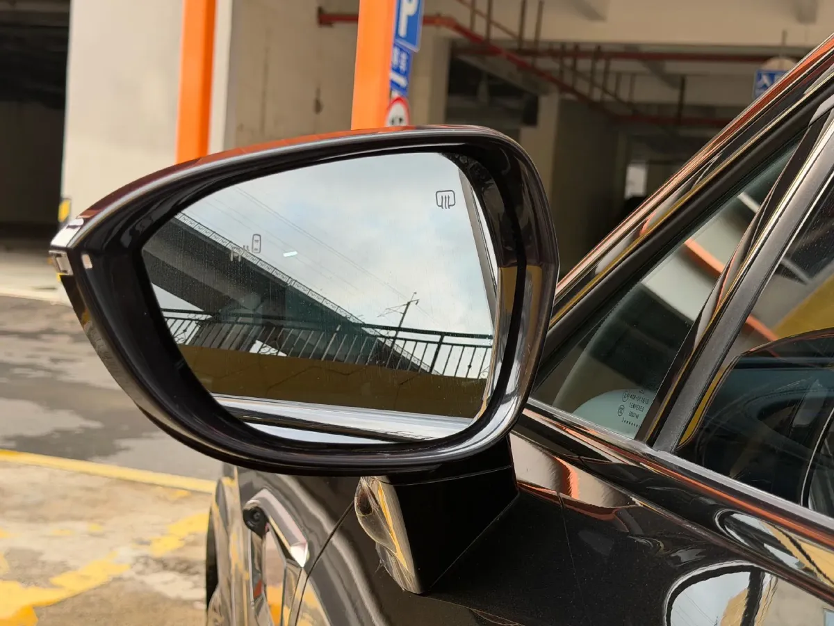 2025 Avatr 11 1.5T 156HP L4 REEV,autocango,china used car exporter,china ev exporter,chinese used car exporter,chinese used ev exporter