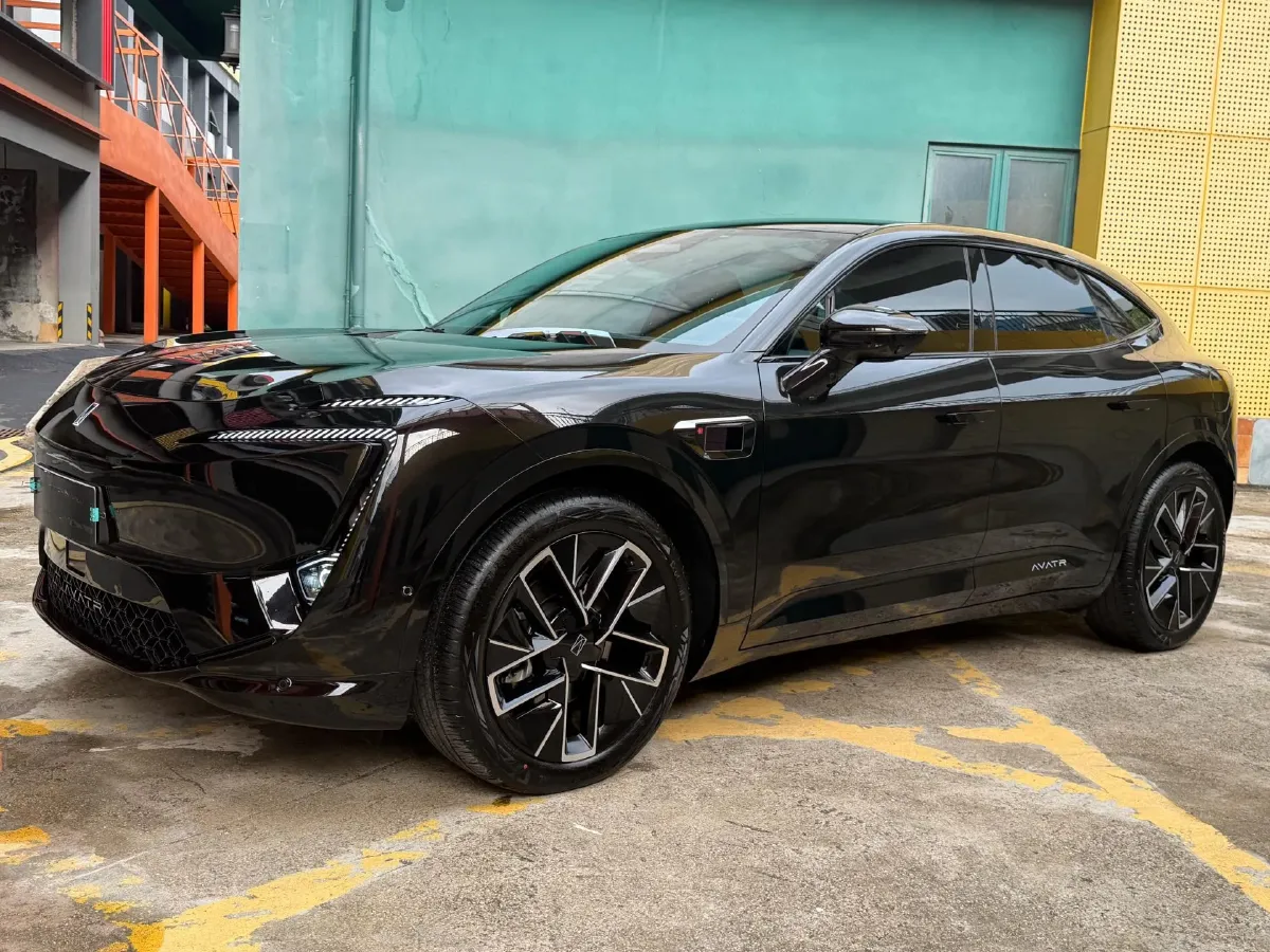 2025 Avatr 11 1.5T 156HP L4 REEV,autocango,china used car exporter,china ev exporter,chinese used car exporter,chinese used ev exporter