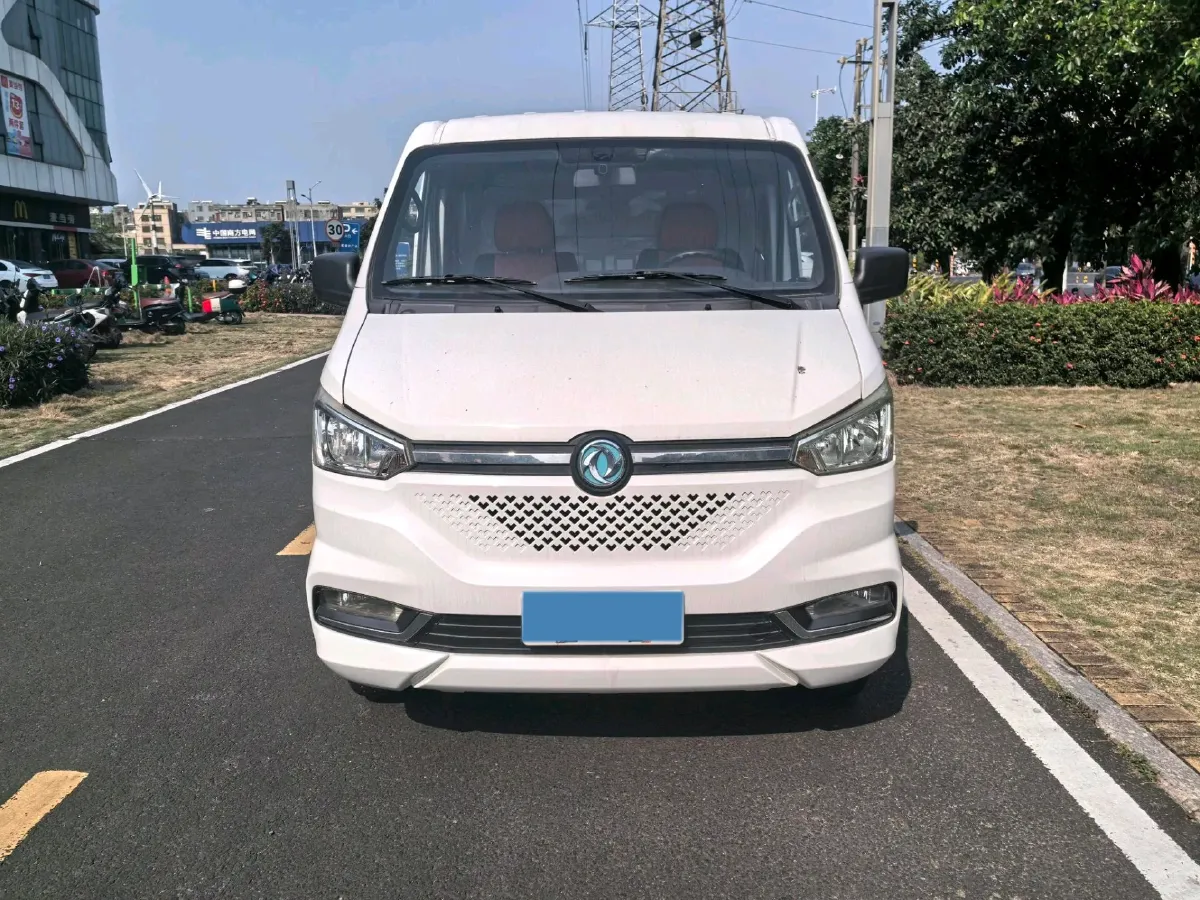 2020 MAXUS XinTu EV90 BEV 72KWH,autocango,china used car exporter,china ev exporter,chinese used car exporter,chinese used ev exporter