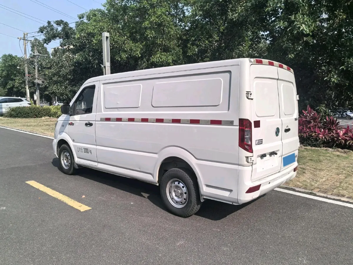 2020 MAXUS XinTu EV90 BEV 72KWH,autocango,china used car exporter,china ev exporter,chinese used car exporter,chinese used ev exporter