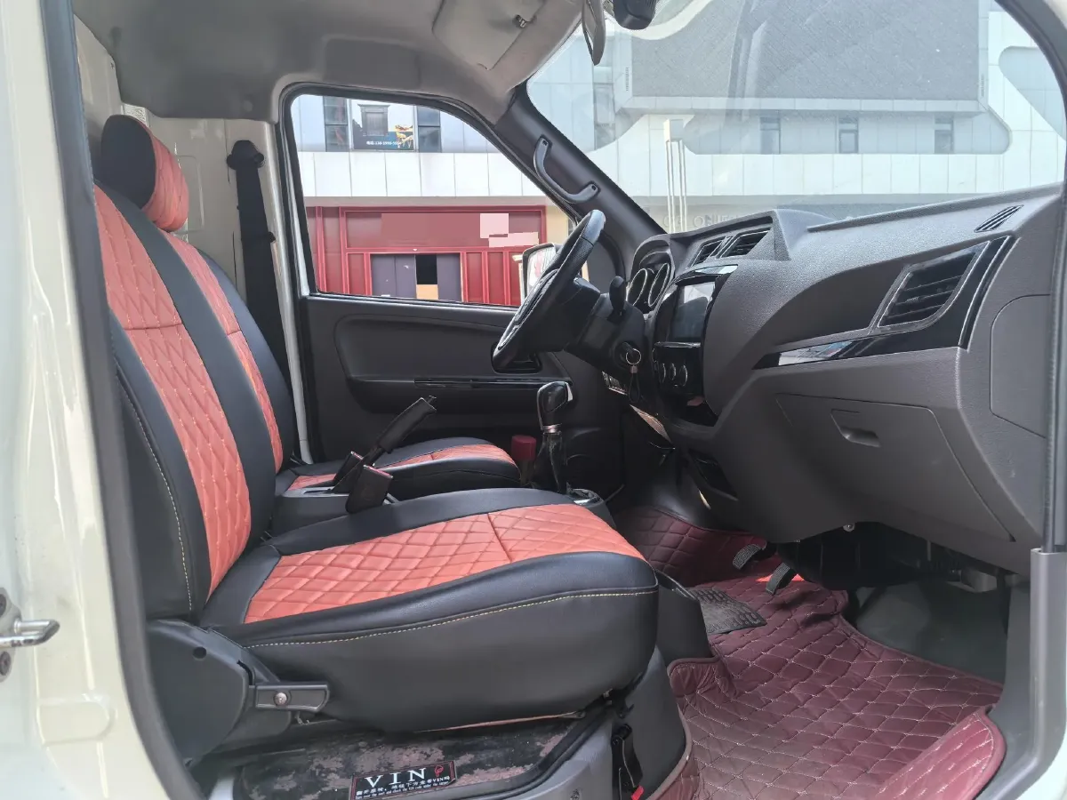 2020 MAXUS XinTu EV90 BEV 72KWH,autocango,china used car exporter,china ev exporter,chinese used car exporter,chinese used ev exporter