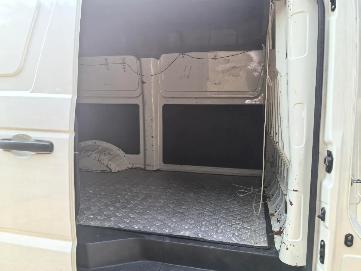 2020 MAXUS XinTu EV90 BEV 72KWH,autocango,china used car exporter,china ev exporter,chinese used car exporter,chinese used ev exporter