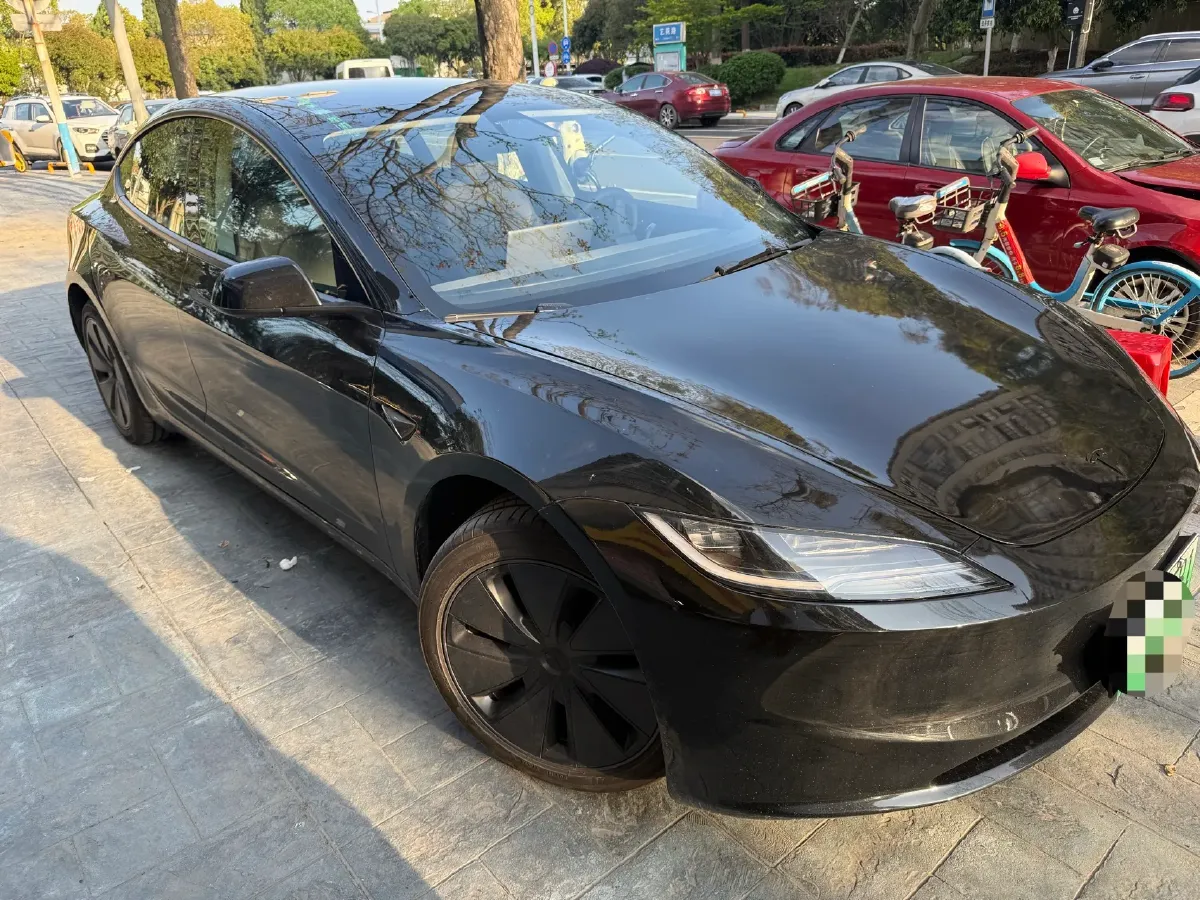 2025 Tesla Model 3 BEV 62.5KWH,autocango,china used car exporter,china ev exporter,chinese used car exporter,chinese used ev exporter