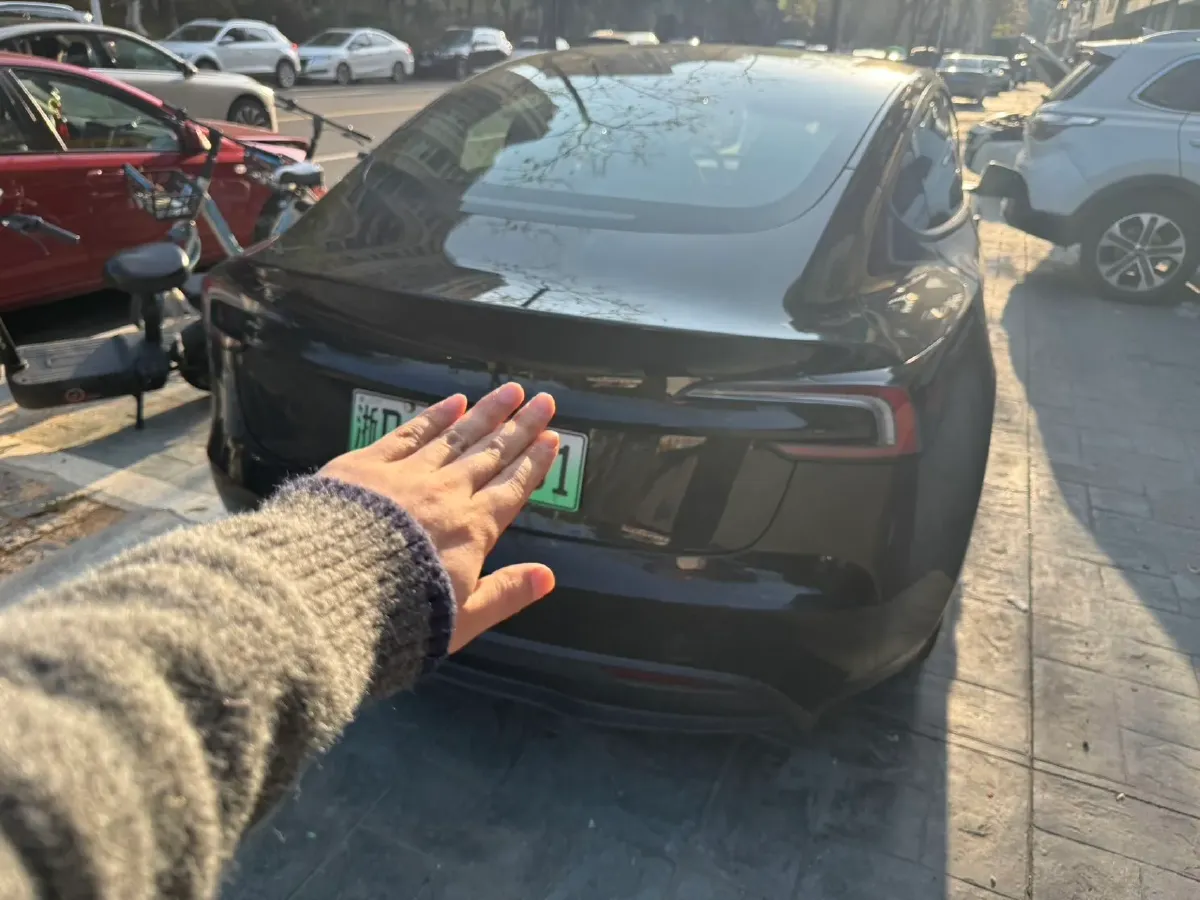 2025 Tesla Model 3 BEV 62.5KWH,autocango,china used car exporter,china ev exporter,chinese used car exporter,chinese used ev exporter