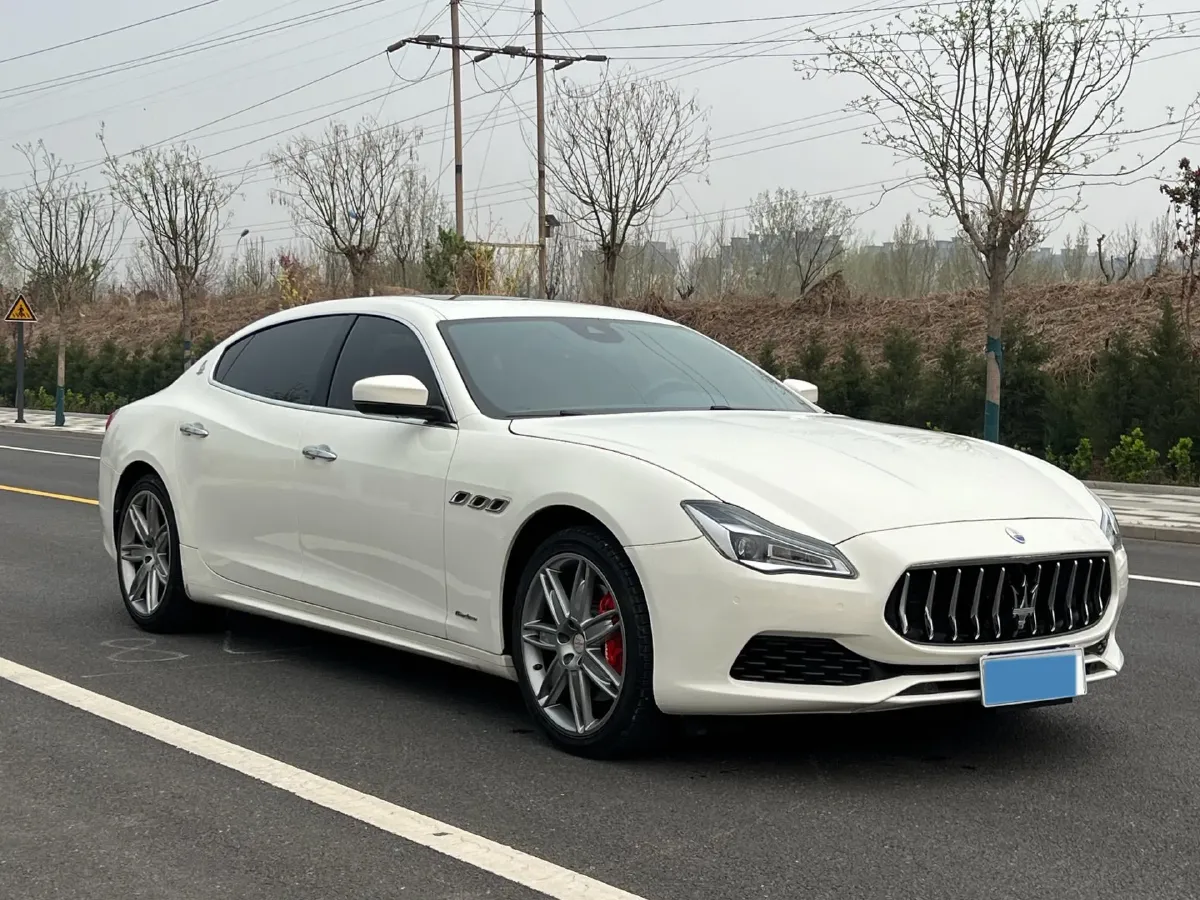 2018 Maserati Quattroporte 3.0T 430HP V6 8AT,autocango,china used car exporter,china ev exporter,chinese used car exporter,chinese used ev exporter