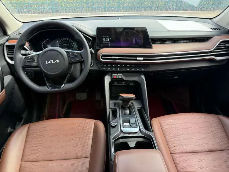 2021 Kia Sportage R 2.0L 161HP L4 6AT,autocango,china used car exporter,china ev exporter,chinese used car exporter,chinese used ev exporter