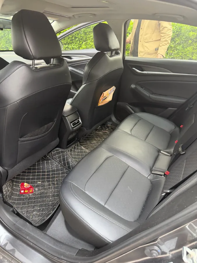 2022 ChangAn Eado 1.6L 128HP L4 CVT,autocango,china used car exporter,china ev exporter,chinese used car exporter,chinese used ev exporter