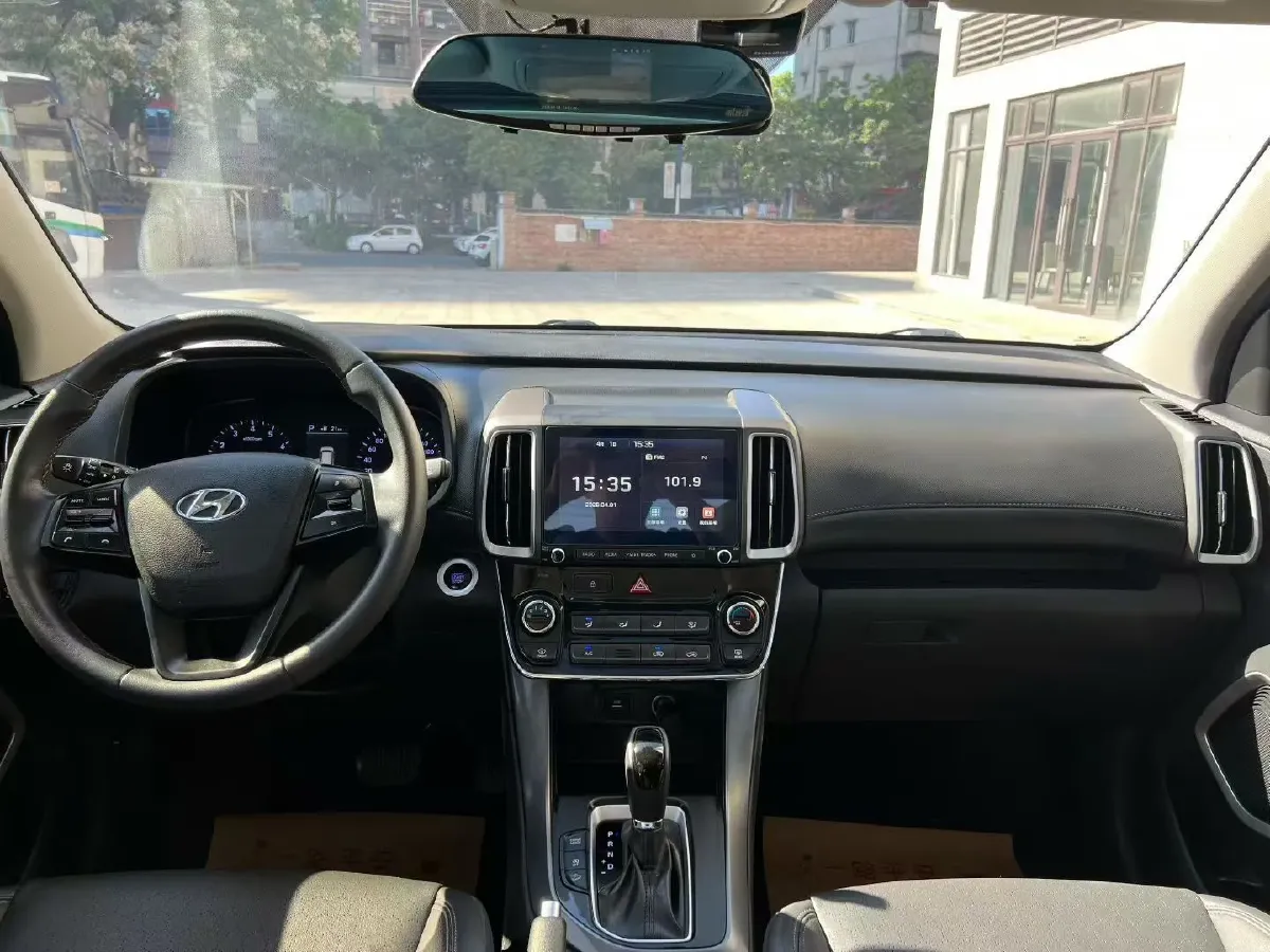 2018 Hyundai ix35 2.0L 160HP L4 6AT,autocango,china used car exporter,china ev exporter,chinese used car exporter,chinese used ev exporter