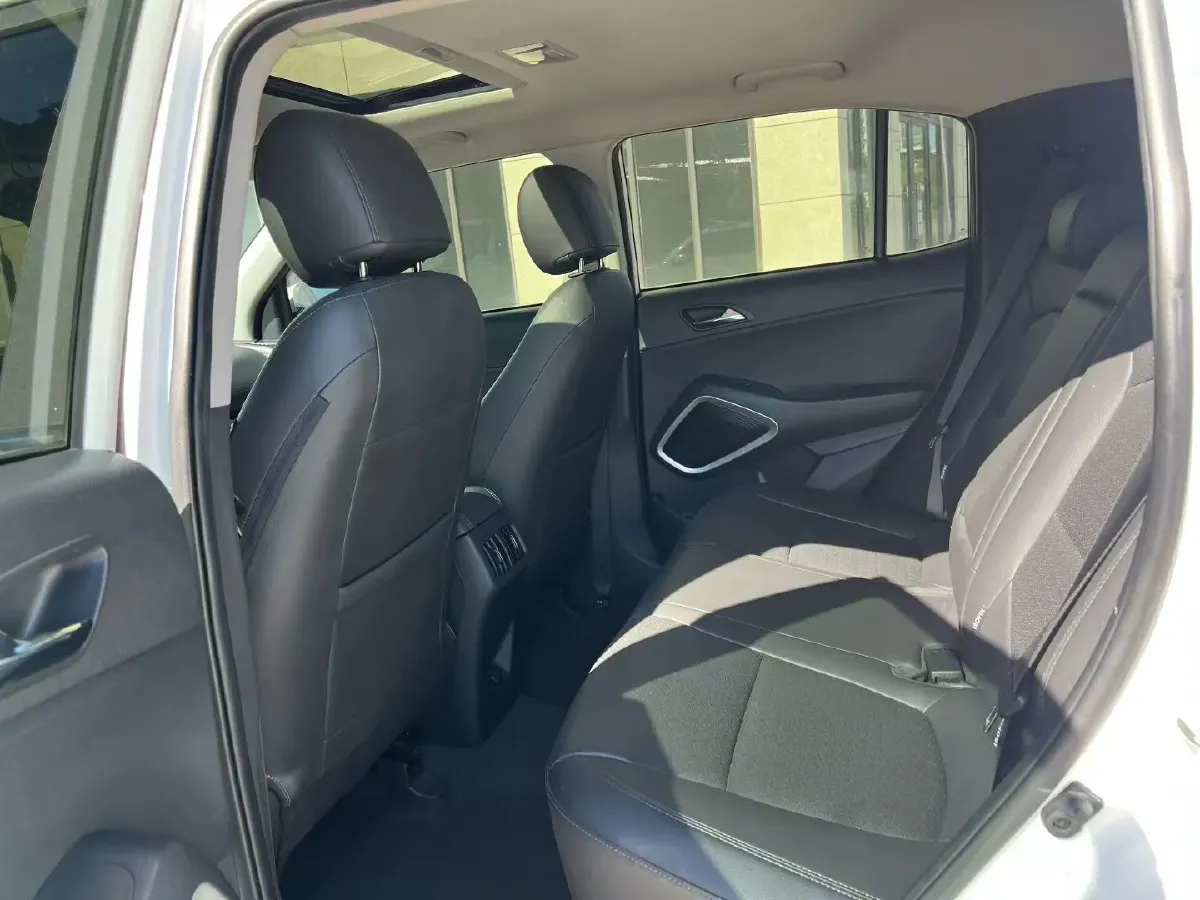 2018 Hyundai ix35 2.0L 160HP L4 6AT,autocango,china used car exporter,china ev exporter,chinese used car exporter,chinese used ev exporter