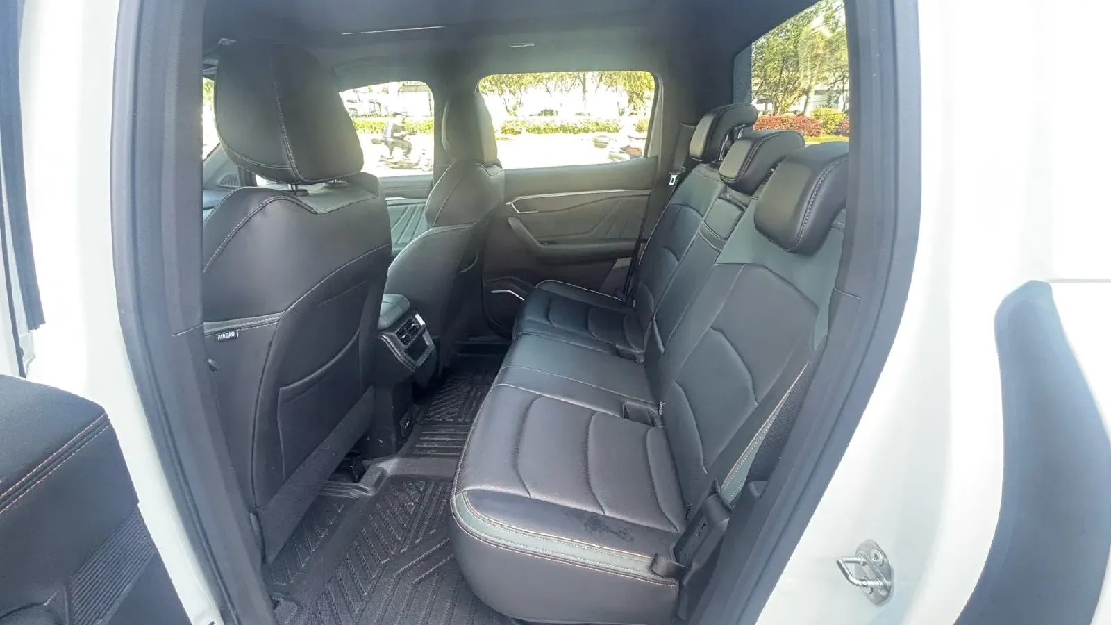 2024 Radar RD6 BEV 73KWH,autocango,china used car exporter,china ev exporter,chinese used car exporter,chinese used ev exporter