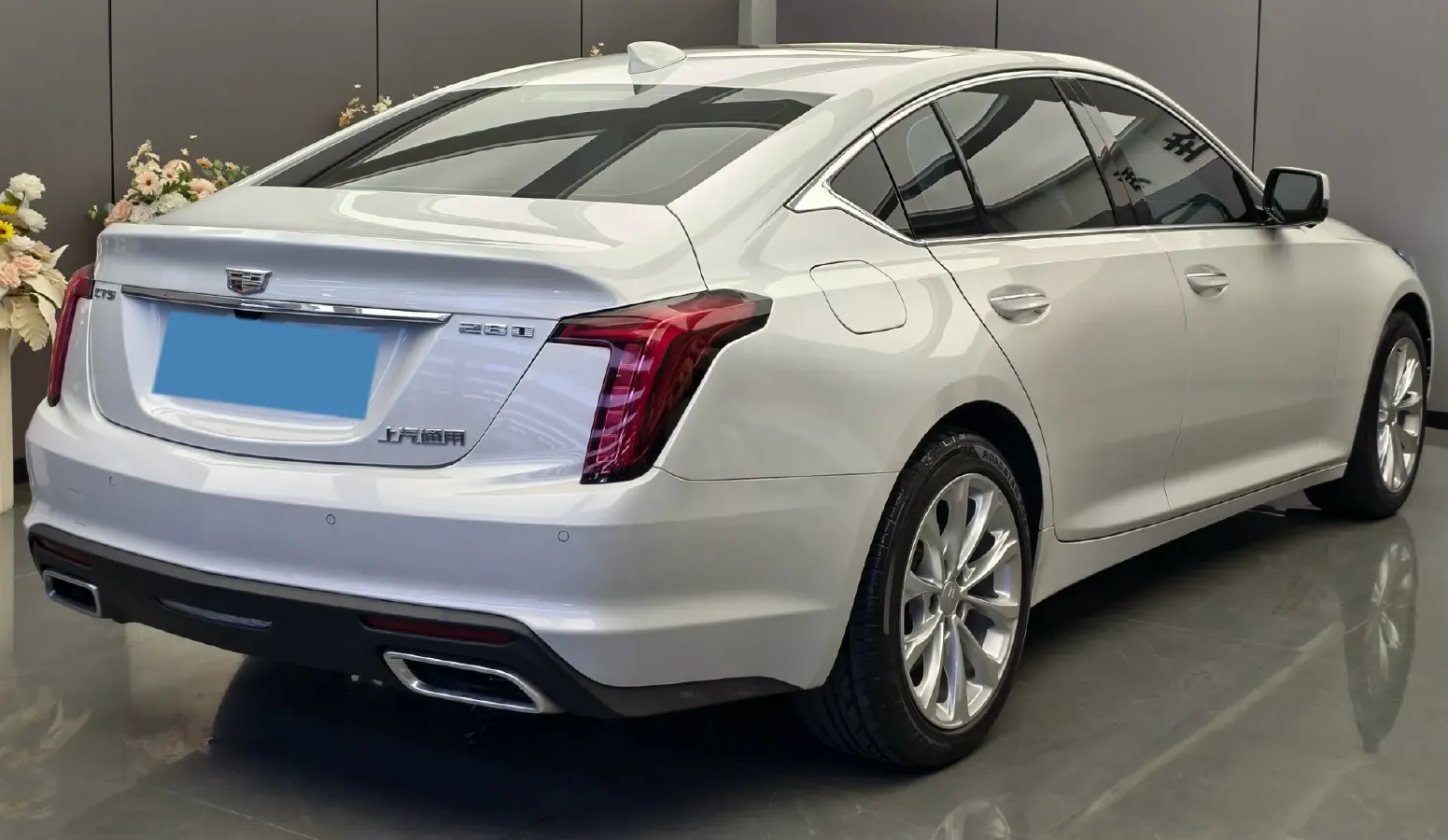 2023 Cadillac CT5 2.0T 237HP L4 10AT,autocango,china used car exporter,china ev exporter,chinese used car exporter,chinese used ev exporter