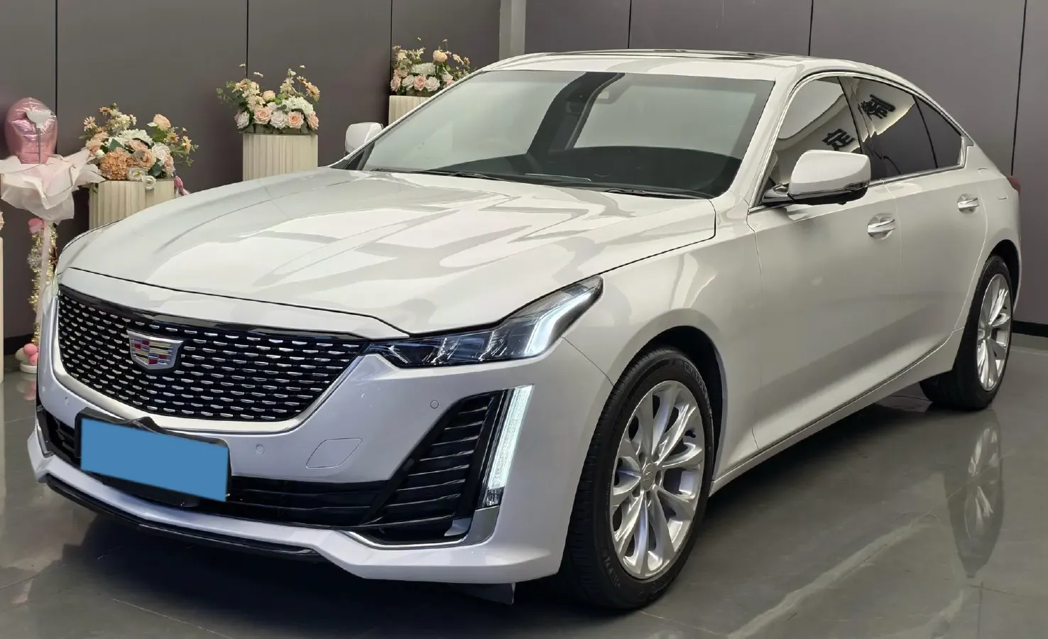 2023 Cadillac CT5 2.0T 237HP L4 10AT,autocango,china used car exporter,china ev exporter,chinese used car exporter,chinese used ev exporter