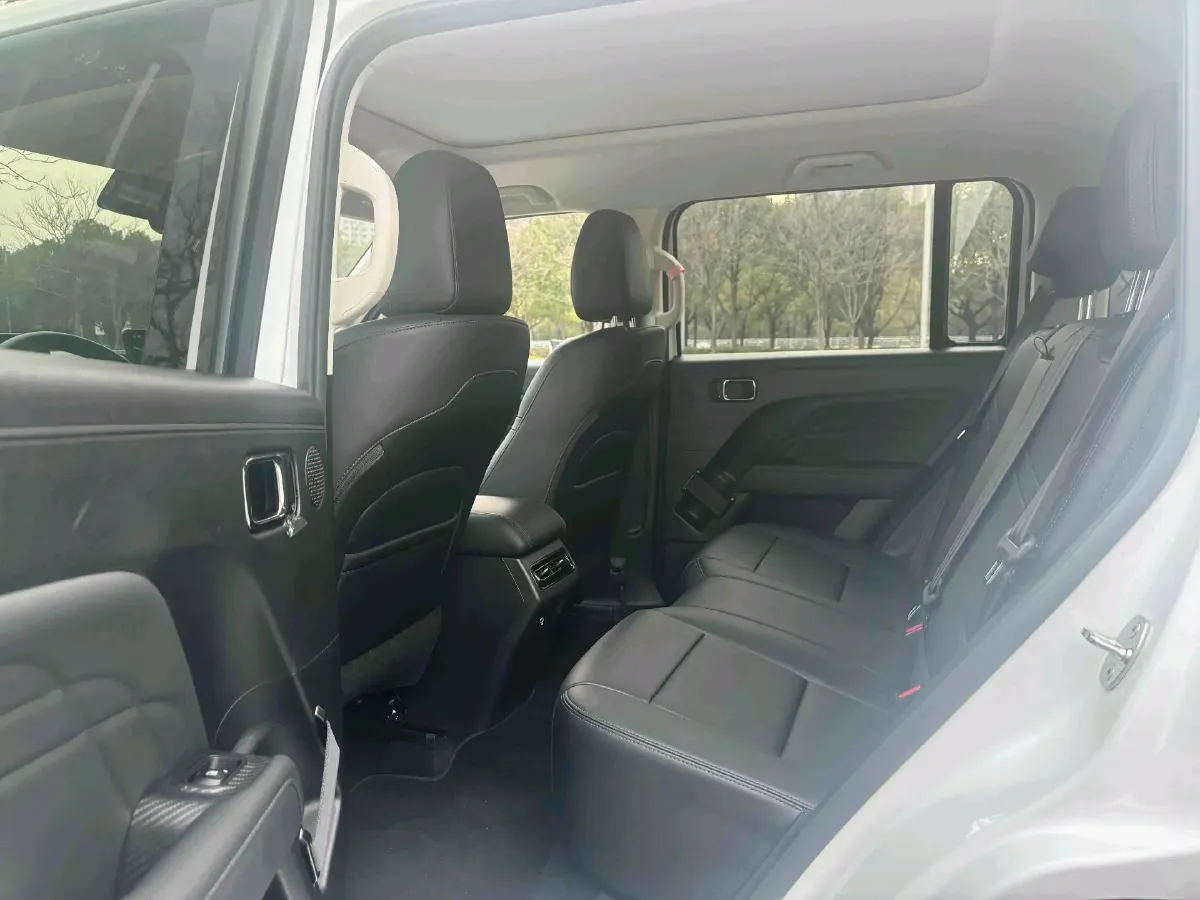 2025 Haval Raptor 2.0T 238HP L4 9DCT,autocango,china used car exporter,china ev exporter,chinese used car exporter,chinese used ev exporter