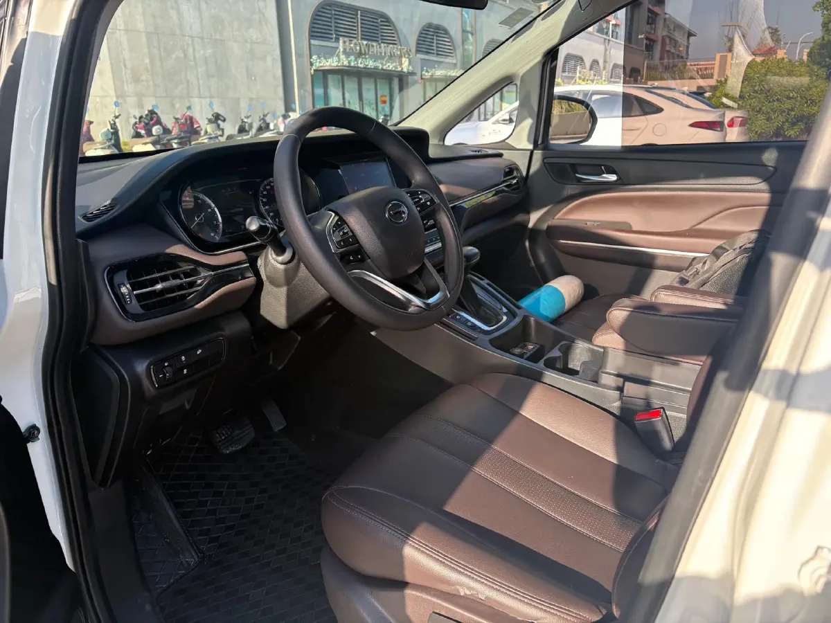 2021 GAC Trumpchi M6 1.5T 169HP L4 7DCT,autocango,china used car exporter,china ev exporter,chinese used car exporter,chinese used ev exporter