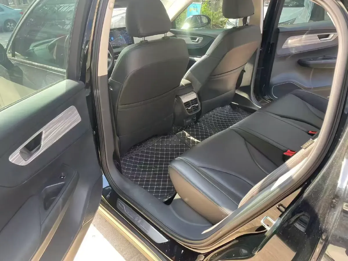 2024 HongQi E-QM5 BEV 72KWH,autocango,china used car exporter,china ev exporter,chinese used car exporter,chinese used ev exporter