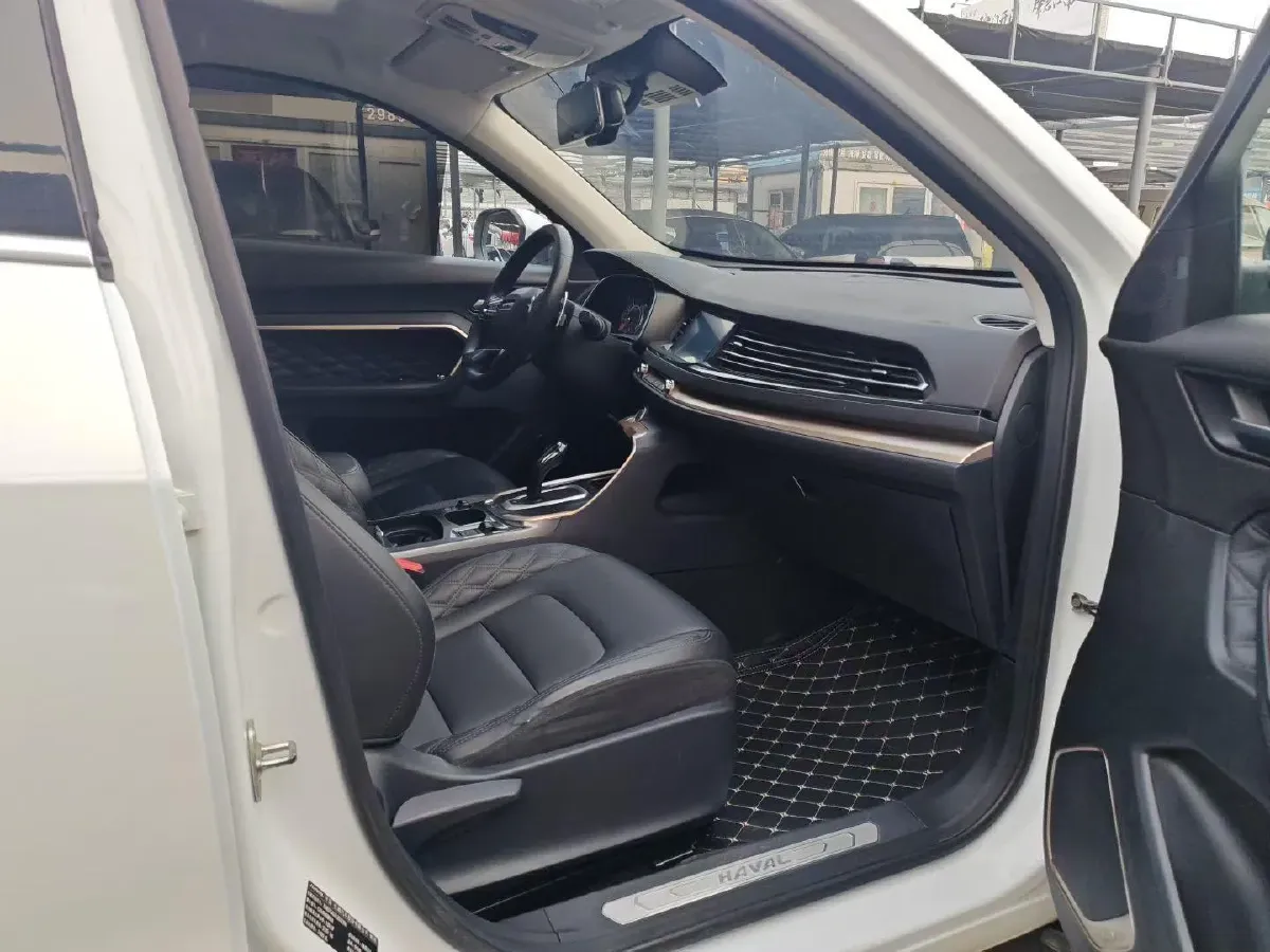 2020 Haval H6 1.5T 169HP L4 7DCT,autocango,china used car exporter,china ev exporter,chinese used car exporter,chinese used ev exporter
