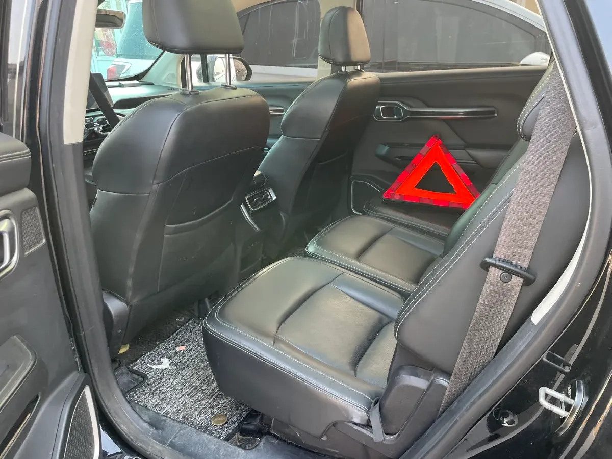 2020 Geely Okavango 1.8T 184HP L4 7DCT,autocango,china used car exporter,china ev exporter,chinese used car exporter,chinese used ev exporter