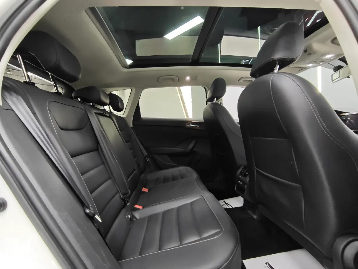 2021 Volkswagen Tharu 1.4T 150HP L4 7DCT,autocango,china used car exporter,china ev exporter,chinese used car exporter,chinese used ev exporter