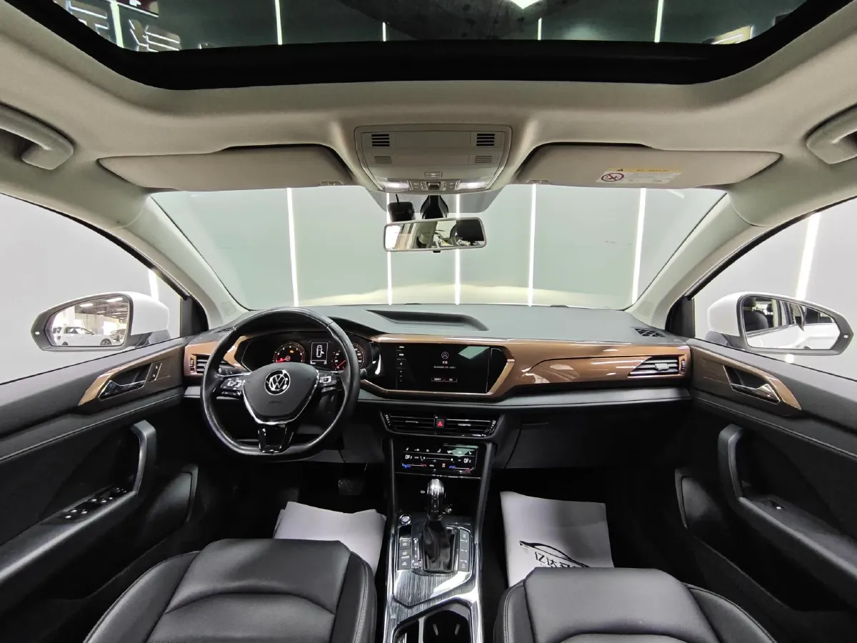 2021 Volkswagen Tharu 1.4T 150HP L4 7DCT,autocango,china used car exporter,china ev exporter,chinese used car exporter,chinese used ev exporter