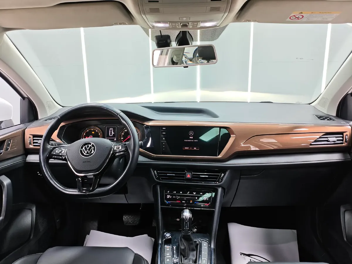 2021 Volkswagen Tharu 1.4T 150HP L4 7DCT,autocango,china used car exporter,china ev exporter,chinese used car exporter,chinese used ev exporter