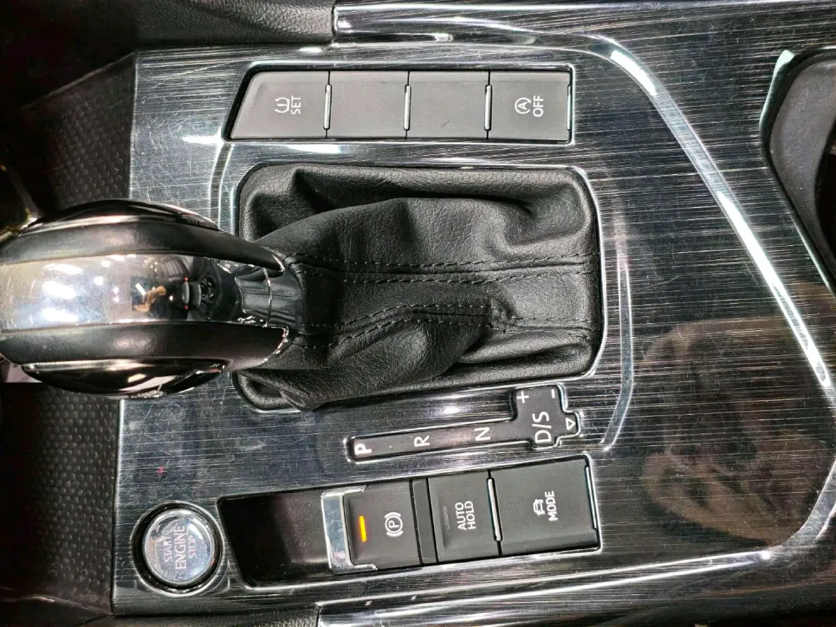 2021 Volkswagen Tharu 1.4T 150HP L4 7DCT,autocango,china used car exporter,china ev exporter,chinese used car exporter,chinese used ev exporter