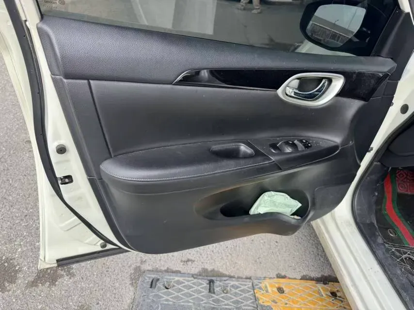 2021 Nissan Sylphy 1.6L 122HP L4 CVT,autocango,china used car exporter,china ev exporter,chinese used car exporter,chinese used ev exporter