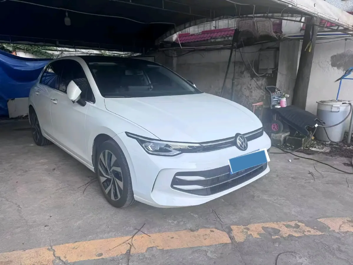 2025 Volkswagen Golf 1.5T 160HP L4 7DCT,autocango,china used car exporter,china ev exporter,chinese used car exporter,chinese used ev exporter