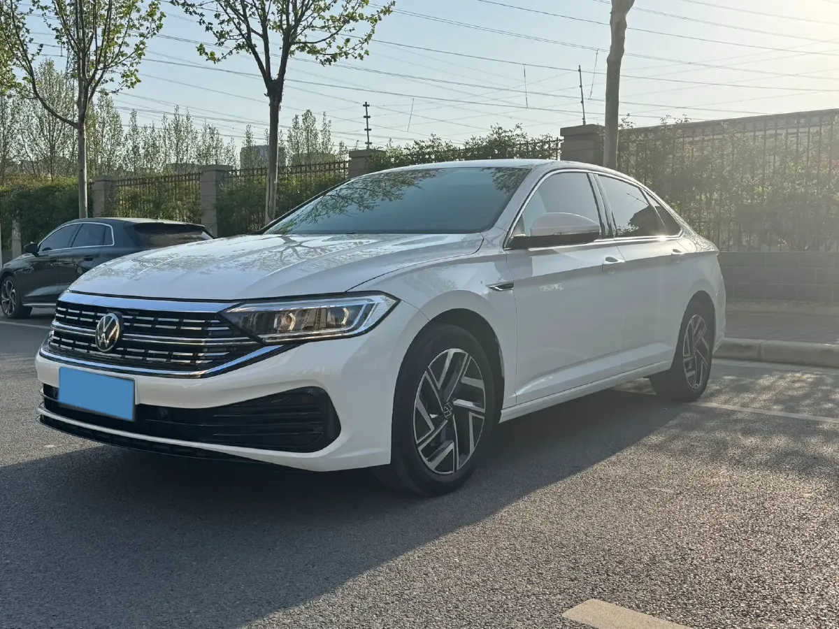 2023 Volkswagen Sagitar 1.4T 150HP L4 7DCT,autocango,china used car exporter,china ev exporter,chinese used car exporter,chinese used ev exporter