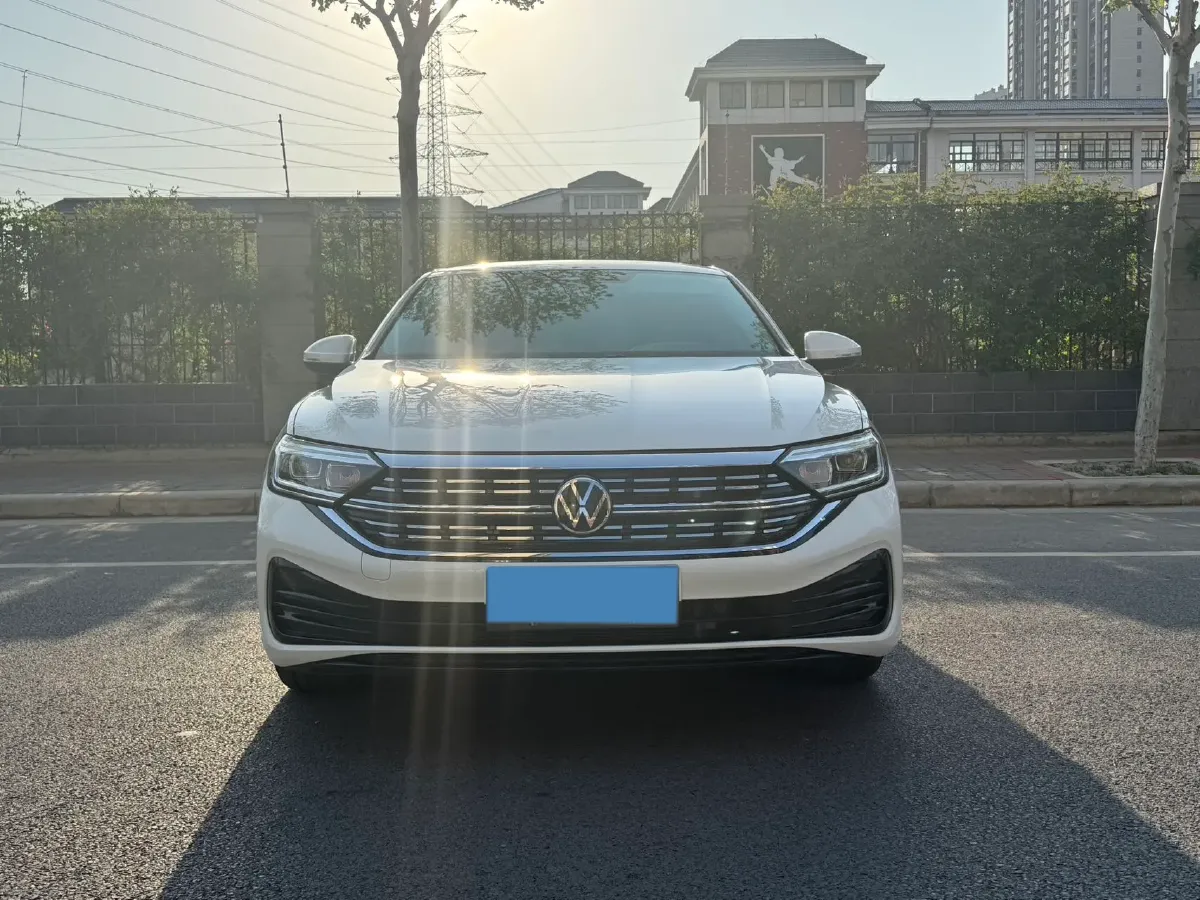 2023 Volkswagen Sagitar 1.4T 150HP L4 7DCT,autocango,china used car exporter,china ev exporter,chinese used car exporter,chinese used ev exporter