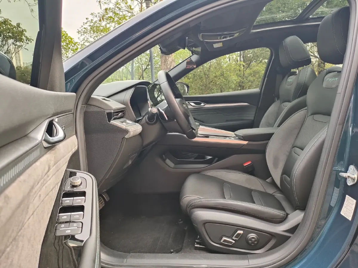 2023 Geely Preface 2.0T 190HP L4 7DCT,autocango,china used car exporter,china ev exporter,chinese used car exporter,chinese used ev exporter