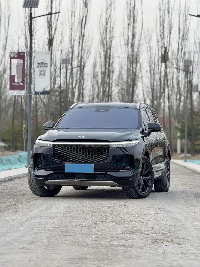 2021 Li ONE Range Extended 131HP REEV 40.5KWH,autocango,china used car exporter,china ev exporter,chinese used car exporter,chinese used ev exporter