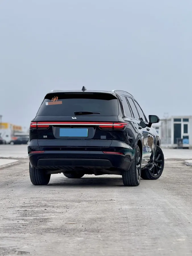 2021 Li ONE Range Extended 131HP REEV 40.5KWH,autocango,china used car exporter,china ev exporter,chinese used car exporter,chinese used ev exporter