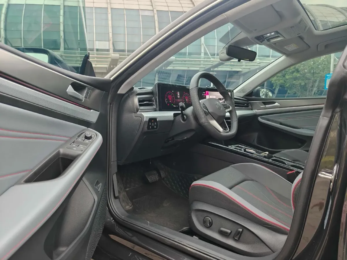 2025 Volkswagen Lamando 1.4T 150HP L4 7DCT,autocango,china used car exporter,china ev exporter,chinese used car exporter,chinese used ev exporter