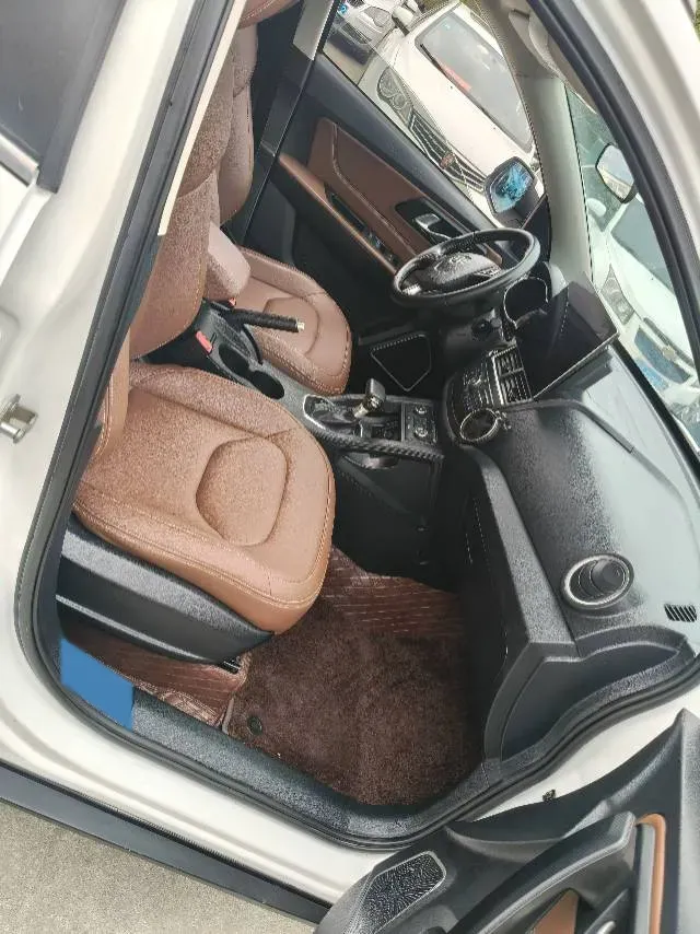 2018 Bestune X40 1.6L 114HP L4 6AT,autocango,china used car exporter,china ev exporter,chinese used car exporter,chinese used ev exporter