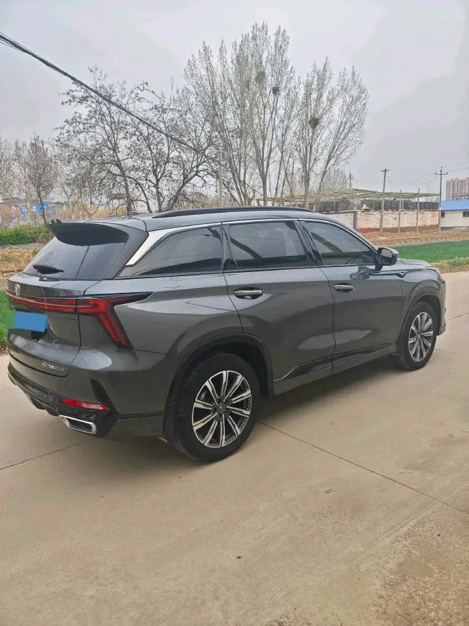 2024 ChangAn CS75 Plus 1.5T 188HP L4 8AT,autocango,china used car exporter,china ev exporter,chinese used car exporter,chinese used ev exporter