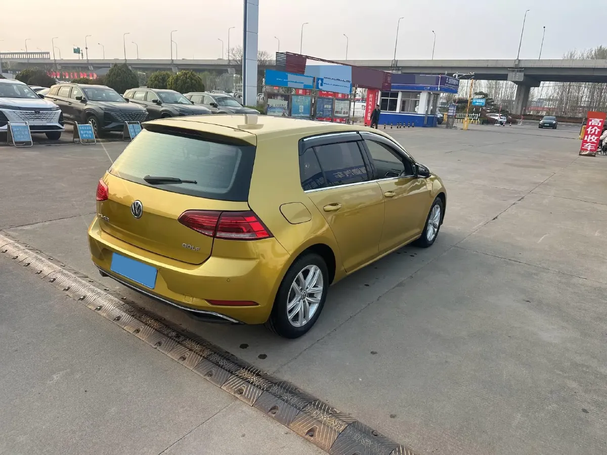 2018 Volkswagen Golf 1.4T 131HP L4 7DCT,autocango,china used car exporter,china ev exporter,chinese used car exporter,chinese used ev exporter