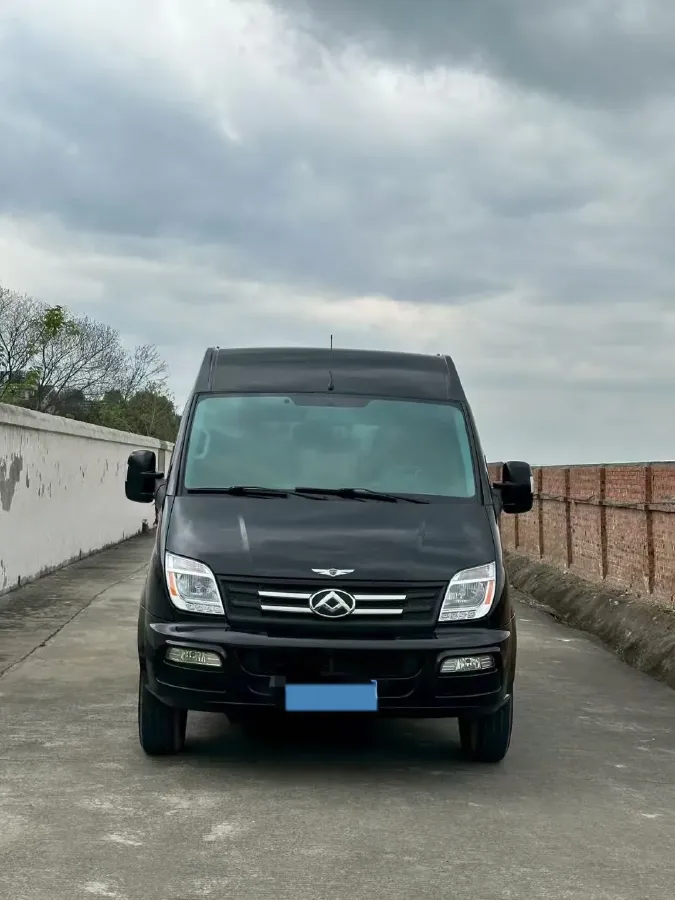 2023 MAXUS Interstellar 2.0T 143HP L4 6MT,autocango,china used car exporter,china ev exporter,chinese used car exporter,chinese used ev exporter