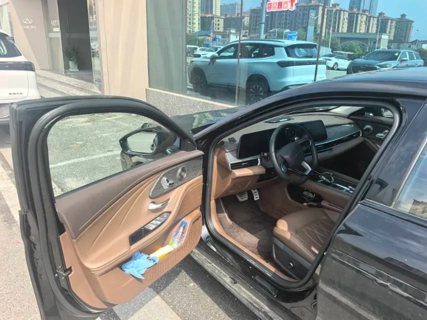 2025 Chery Arrizo 8 2.0T 254HP L4 7DCT,autocango,china used car exporter,china ev exporter,chinese used car exporter,chinese used ev exporter