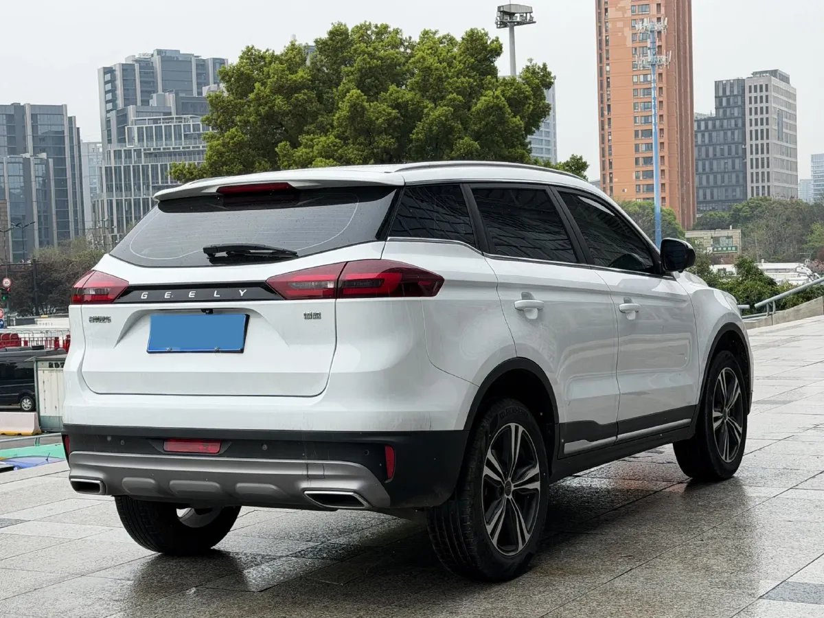 2022 Geely Azkarra 1.8T 184HP L4 7DCT,autocango,china used car exporter,china ev exporter,chinese used car exporter,chinese used ev exporter