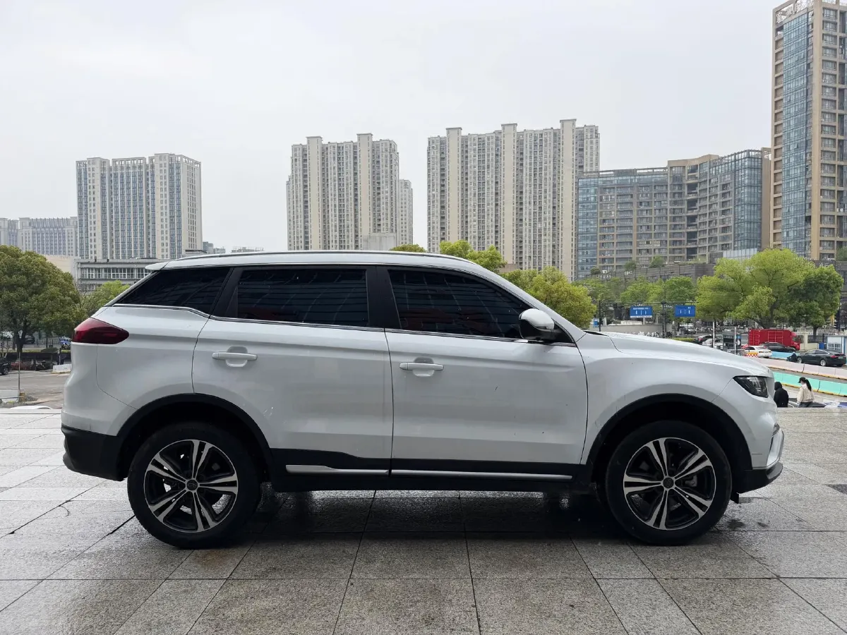 2022 Geely Azkarra 1.8T 184HP L4 7DCT,autocango,china used car exporter,china ev exporter,chinese used car exporter,chinese used ev exporter