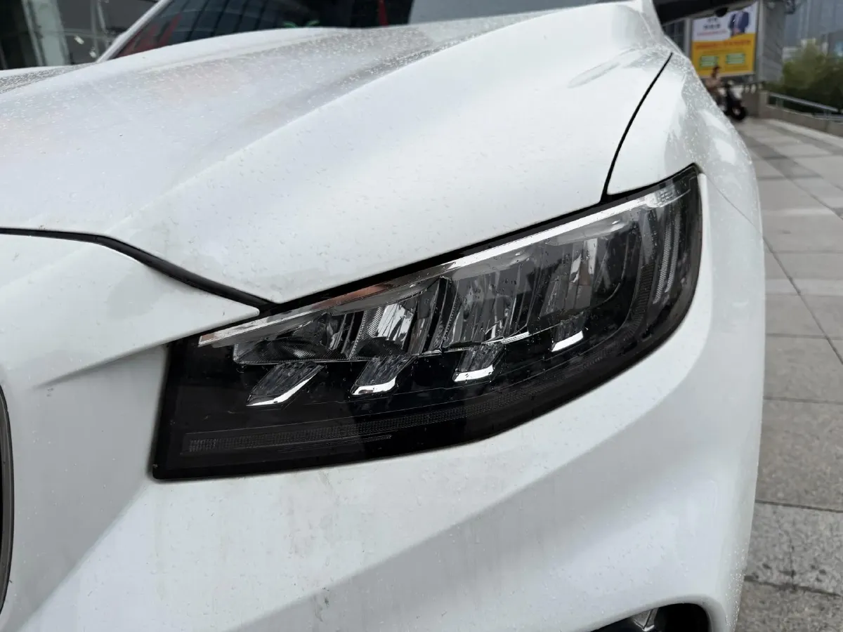 2022 Geely Azkarra 1.8T 184HP L4 7DCT,autocango,china used car exporter,china ev exporter,chinese used car exporter,chinese used ev exporter