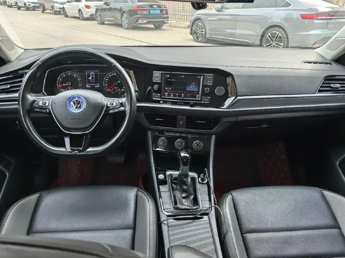 2019 Volkswagen Tharu 1.4T 150HP L4 7DCT,autocango,china used car exporter,china ev exporter,chinese used car exporter,chinese used ev exporter